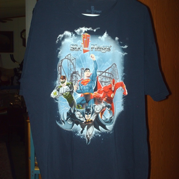 Other - Six Flags Superman, Batman, Flash & GL T-shirt